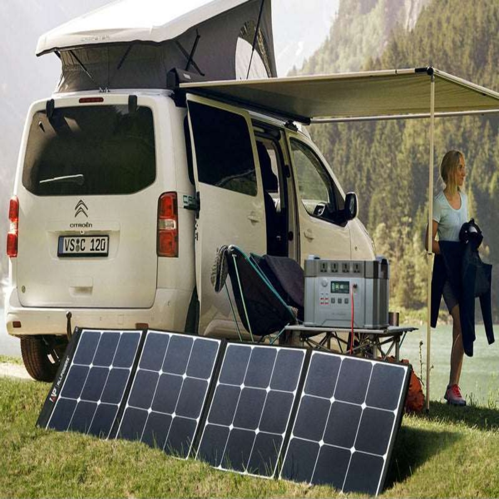 Sistema solar portátil en furgoneta camper