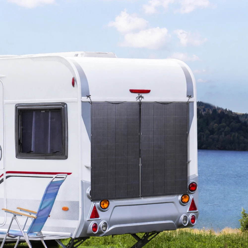 Panel solar instalado en autocaravana